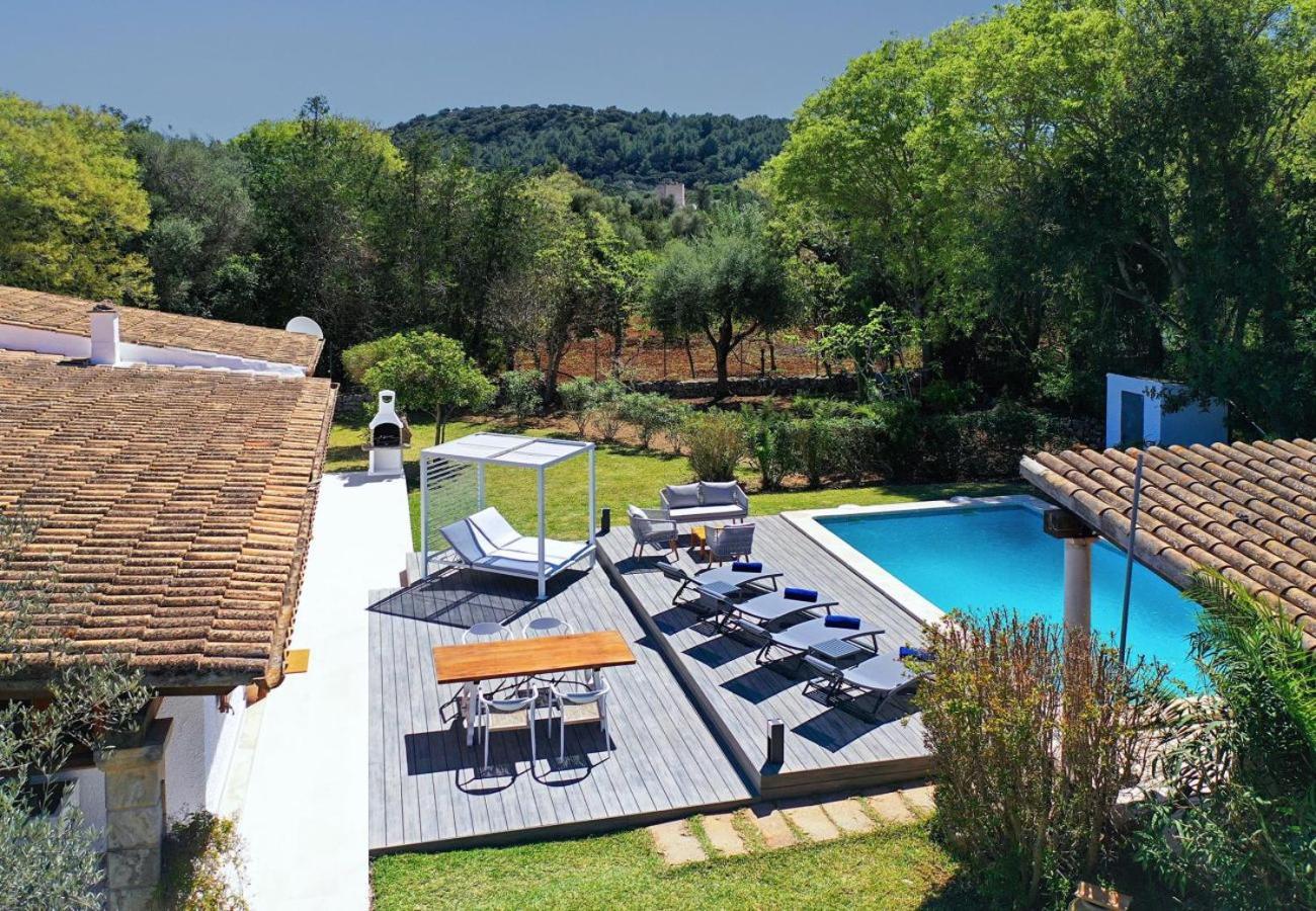 Relax Just Outside Recently Renovated By Renthousing