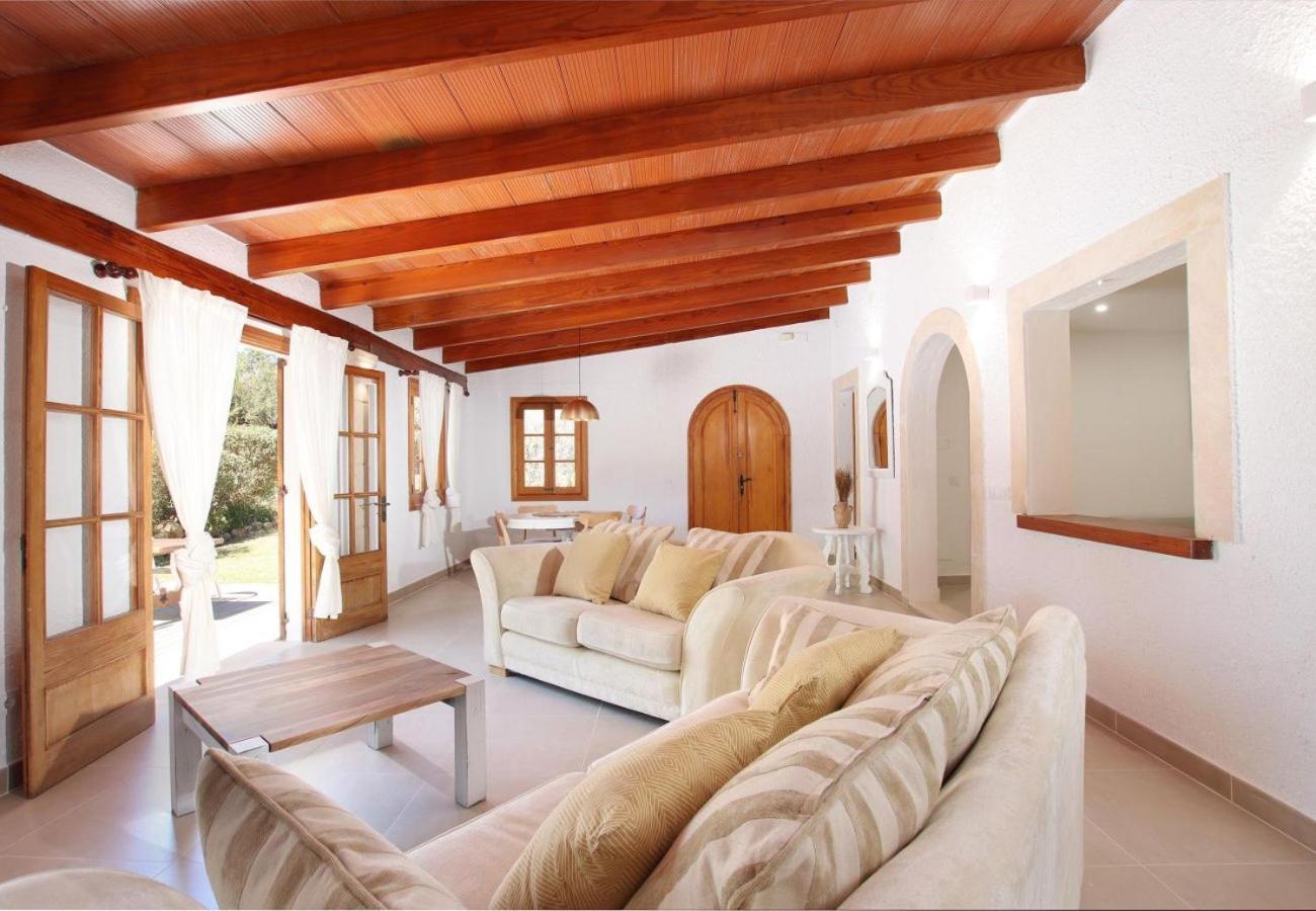 Relax Just Outside Recently Renovated By Renthousing Ferienhaus *