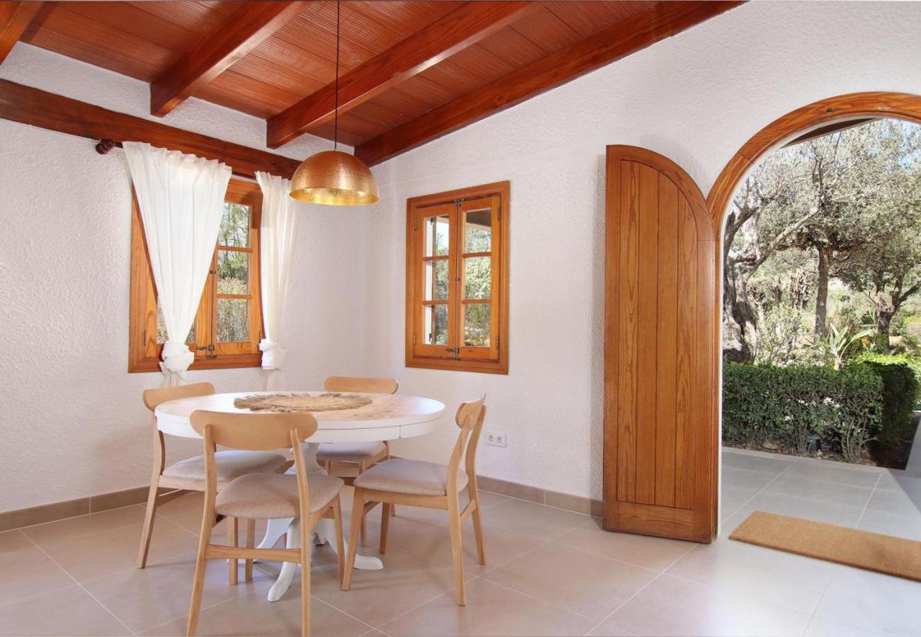 Relax Just Outside Recently Renovated By Renthousing Pollença